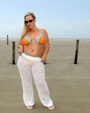 chubby wife nude on beach - Chubby Wife Naked at Public Beach Porn Pictures, XXX Photos, Sex Images  #3036100 - PICTOA