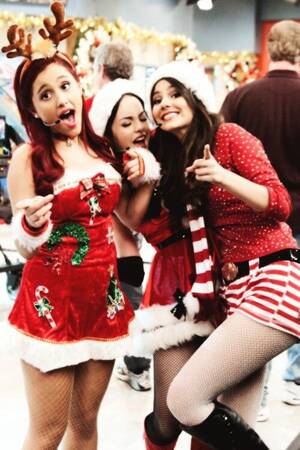 Ariana Grande Victoria Justice Porn Hentai - Ariana Grande, Elizabeth Gillies and Victoria Justice | Victoria justice,  Elizabeth gillies, Liz gillies