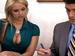blonde secretary blows boss - Blonde secretary blows and rides her boss in the office - Sunporno