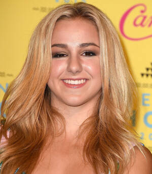 Chloe From Dance Moms - Former 'Dance Moms' Star Chloe Lukasiak Undergoes Surgery to Treat Rare  Medical Condition - Life & Style