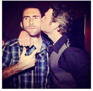 Black Shelton Adam Levine Gay Porn - 