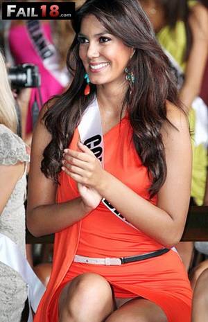 celebrity upskirt oops - celebrity oops pussy tits naked porn