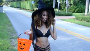 halloween ebony porn - Curly-haired Ebony minx drilled with big XXX bulge on Halloween | AREA51. PORN