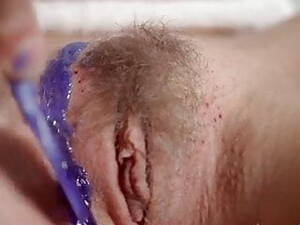 Brazilian Pussy Hair - Free Pussy Waxing Porn | PornKai.com