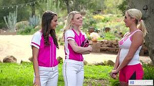 hot softball girls orgy - Lesbian Softball Team - XNXX.COM