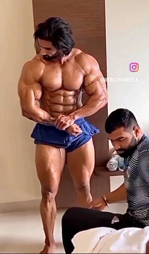 Bodybuilder Porn Men Having Sex - Hot desi Indian bodybuilder - ThisVid.com