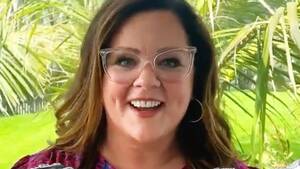 Melissa Mccarthy Porn - Melissa McCarthy Backtracks After Funding Christian Org Exodus Cry