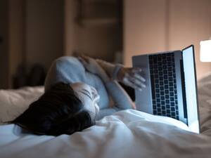 hot sleeping lesbians - Why Straight Women May Prefer Lesbian Porn, Per Sex Therapists