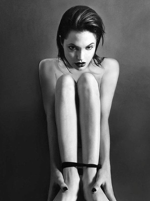 Celebrity Porn Angelina Jolie - 10 Reasons Angelina Jolie Rocks - Heart