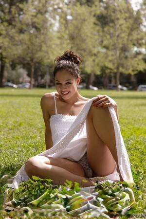 Latina Upskirt Porn - Latina Upskirt Porn Pics - PornPics.com