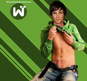 Logan Lerman Gay Porn - logan lerman tottaly naked jpg 1200x900