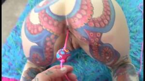 deepthroat anal beads - Large anal beads in her mouth as she deepthroats - PornDig.com