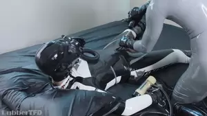 Latex Gas Mask Porn - Latex Gasmask Sex Gay Porn - Popular Videos - Gay Bingo