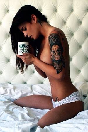 Beautiful Tattoos On Light Skin Girl Porn - Tattooed Girl in Gone Wild Selfies What sexy girl selfies means without  some tattooed girl or inked girl , here's some pics of sexy tattooed girl  selfies
