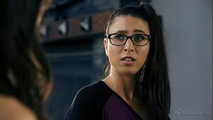 geek lesbian - Geek Girl Creates Her Lesbian Lover - XVIDEOS.COM