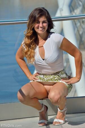 busty upskirt panties - Busty upskirt no panties - XXX Dessert - Picture 4