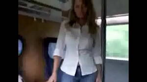 hornbunny - mom sucking at hornbunny watch free porn videos 40737b81e9 - XVIDEOS.COM