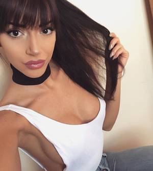 Maryanna - Maryanna X is a Hungarian model with more than one string to her bow |  Instagram