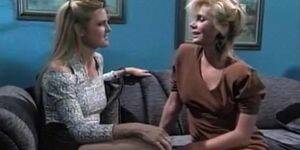 lesbian office fuck - THE CLASSIC PORN - Best lesbian fuck in the office - Tnaflix.com