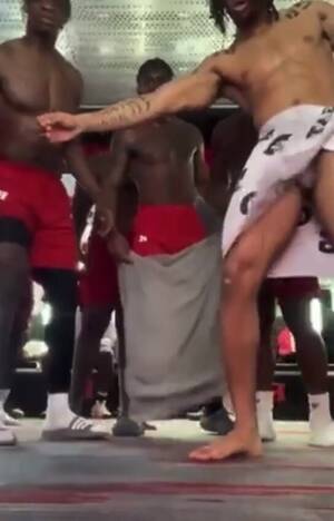 Men Flashing Porn - Man flashing - ThisVid.com