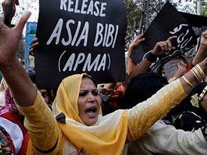 Asian Social Worker Porn - European Union Warning, Papal Meeting Bring Renewed Hope for Pakistan's Asia  Bibi | CBN News