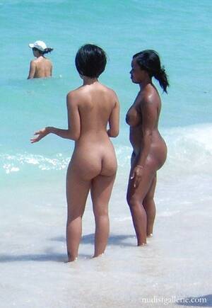 ebony nudist beach gallery - ebony nudist girls show but - Nudist pictures and photos
