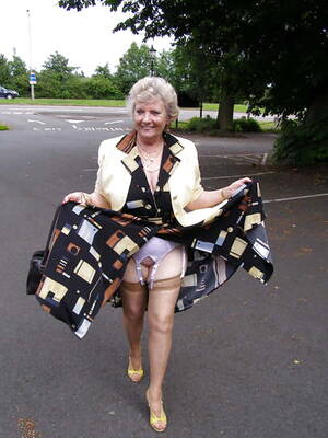 Mrs. Allen Uk Granny Porn - Mrs_Jenny_Allen_3 - 29 photos