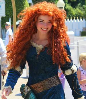 Brave Princess Merida Porn - Beautiful red head Brave cosplay