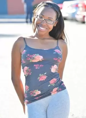 Black Woman Glasses Porn - Black Girl With Glasses - Black XXX Pics