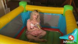 Fucked In A Bouncy Castle - bouncy castle - Sexvideos & pornos