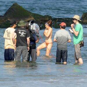 elizabeth olsen topless beach - Elizabeth Olsen Nude Pics, Topless & Sex Scenes! â€“ Celebs Unmasked