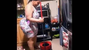 big ass latina milf webcam - Phat Ass latina Milf cam - XVIDEOS.COM