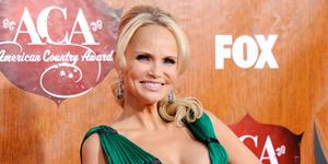 Kristin Chenoweth Xxx Porn - Pic of the Day: Kristen Chenoweth's Boobs Are Defying Gravity