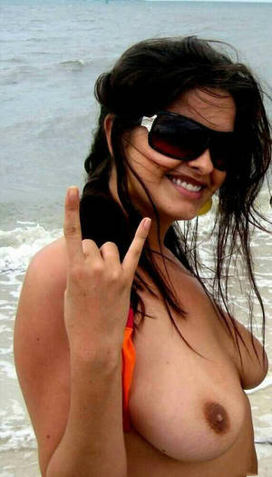 goa beach naked boobs - Sexy Girl Shows Big Tits at Goa Beach This sexy Indian Girl Exposing her  Big Boobs in Public. She is very happy beacuse her ass and pussy fucked  hard.