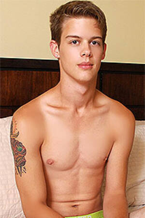 Alex Jordan Pornstar - GayBubble - Alex Jordan videos