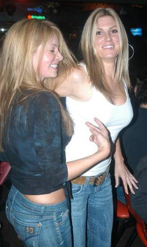 Devon Davis Porn - File:Devon Davis Porn Star Karaoke 2006-02-07 5.jpg