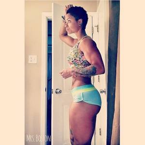 black lebron cunfused the girls - Fit Black Girls! â€” You have to be a MAN.. walking into that