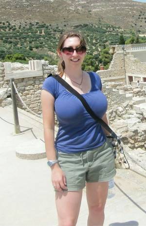 Big Tits Milk Cloth - A CLOTHED PORN BLOG clothedpornblogs.tumblr.com Boobs within Clothing