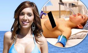 Farrah Abraham Porn Uncensored - Teen Mom turned porn star Farrah Abraham undergoes SECOND breast surgery...  and takes the cameras with her | Daily Mail Online
