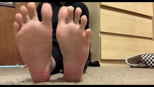 No Show Porn - Sexy Vans soles and no-show socks - XVIDEOS.COM