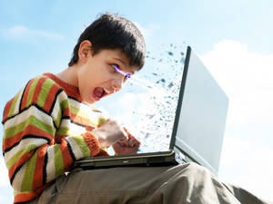 Menores De 18 - Ponerle puertas al campo: los menores de 18 aÃ±os no podrÃ¡n acceder a  pÃ¡ginas porno