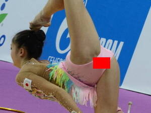 Gymnast Cameltoe Porn - Rhythmic gymnast Man- san, costume is too spicy to see even ...40 photos -  Porn Image