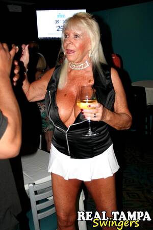 facial party galleries - Babe Today Real Tampa Swingers Tracy Lick Facial Party Photos Sugermummies  Mobile Porn Pics