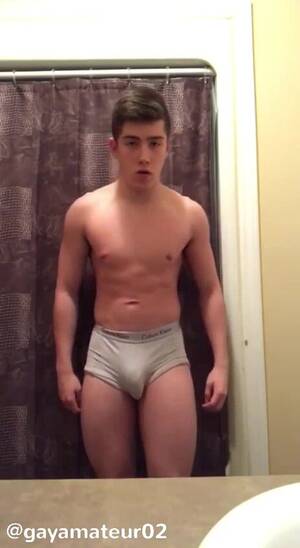 Amateur Teen Muscle - Blonde Muscle Teen Flexing Muscles 2 - ThisVid.com