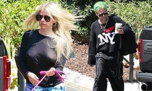 avril lavigne hairy pussy chubby - Mod Sun - Latest news, views, gossip, photos and video - Page 2 | Daily  Mail Online