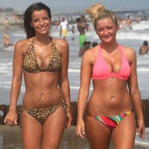 beach group nudists teens - Nudists: Don't get flesh ideas