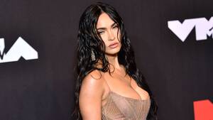 Celebrity Porn Megan Fox - See Megan Fox's Naked Look at the 2021 VMAs