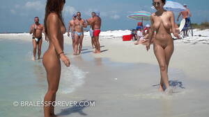 flashing public naked beach party - Flashing their hot bodies at the nude beach - XNXX.COM