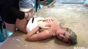 drunk sex orgy food - DRUNK PORN @ HD Hole