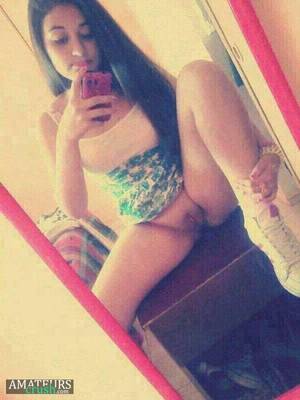 Bottomless No Panties Hairy Pussy - Teen spreading her legs in bottomless girls selfie pic